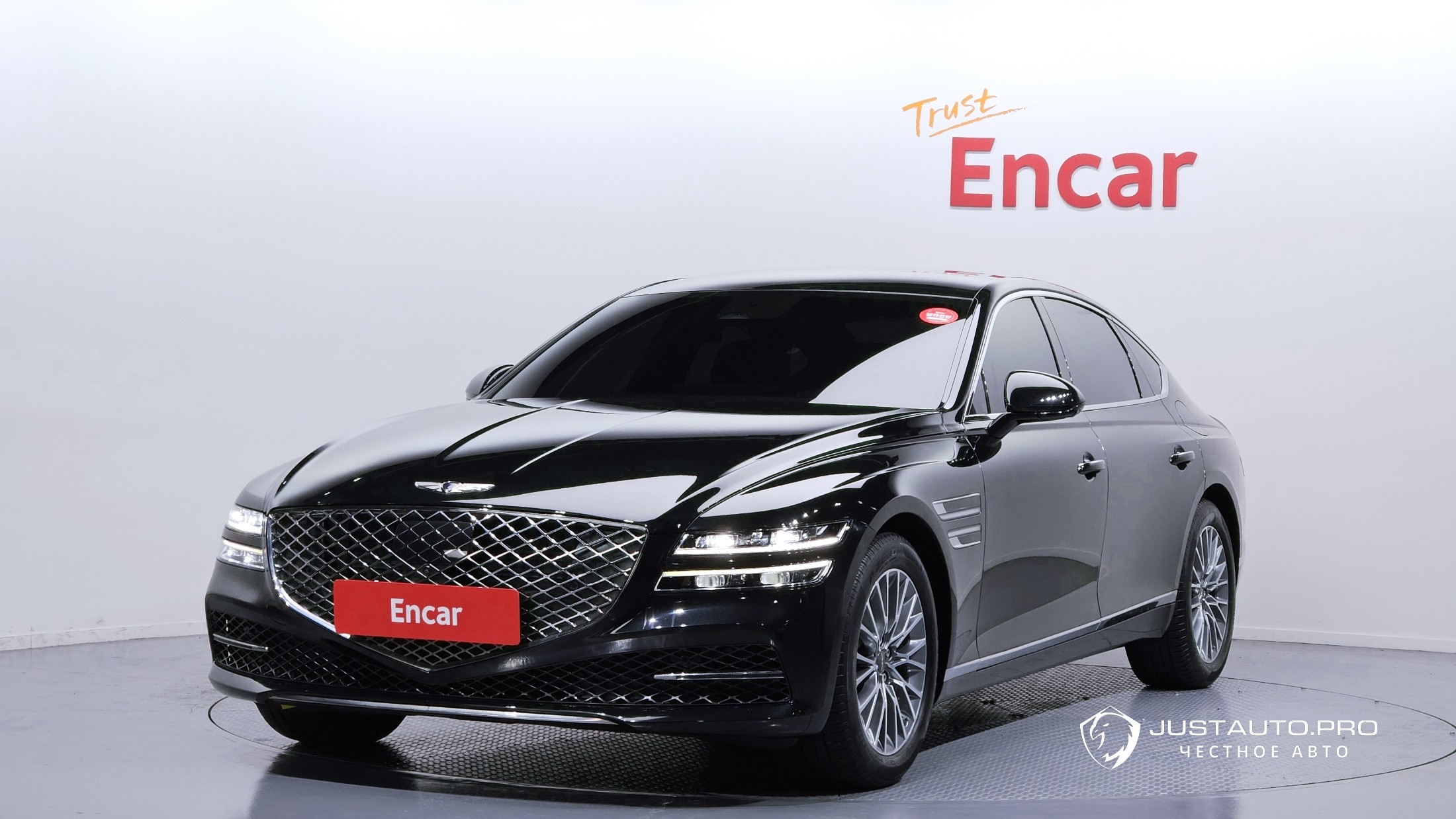 Автомобиль Genesis G80