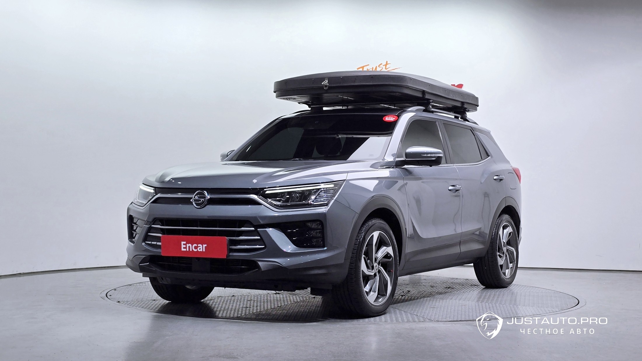 Автомобиль KG_Mobility_Ssangyong KORANDO
