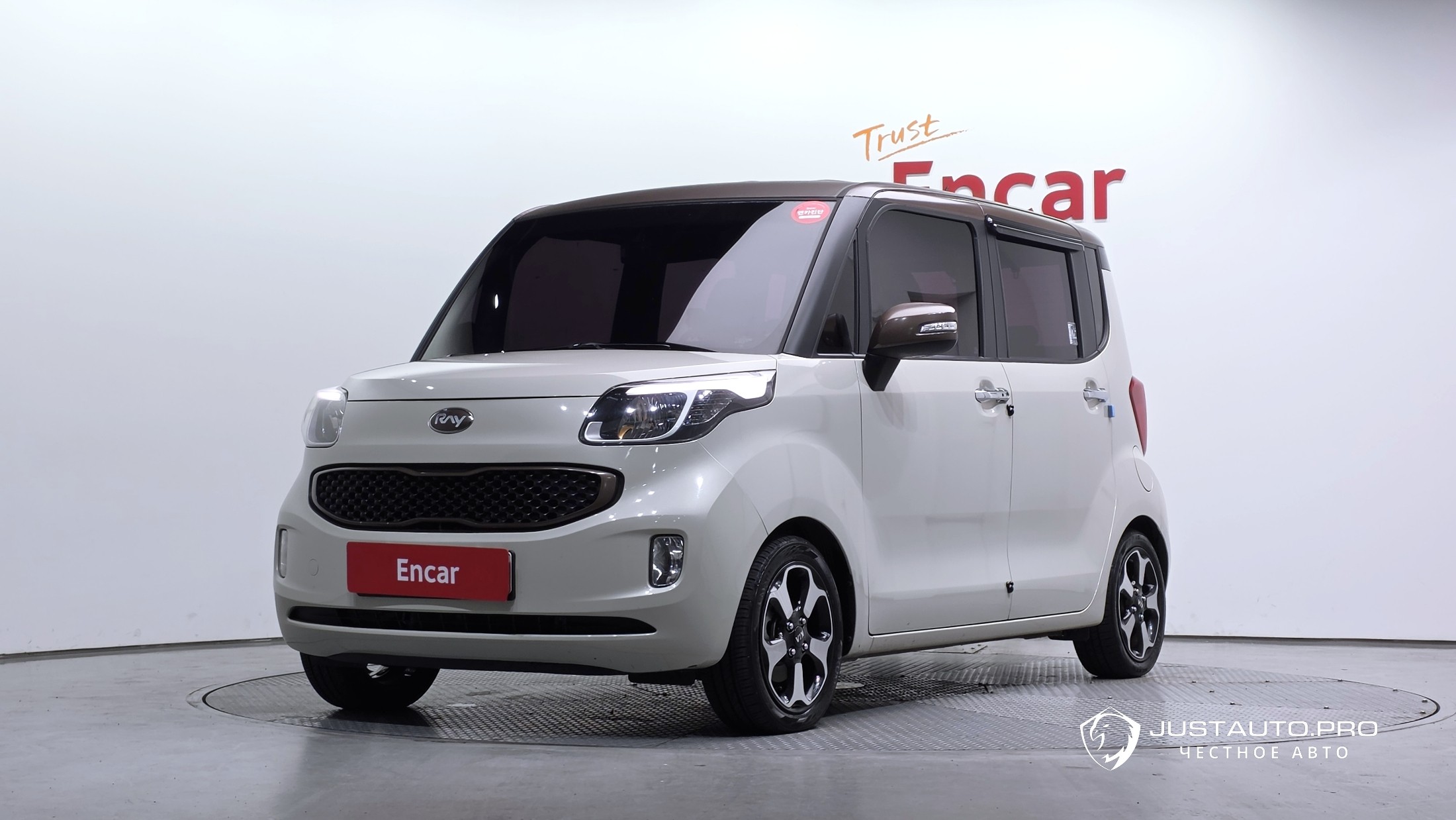 Автомобиль Kia RAY