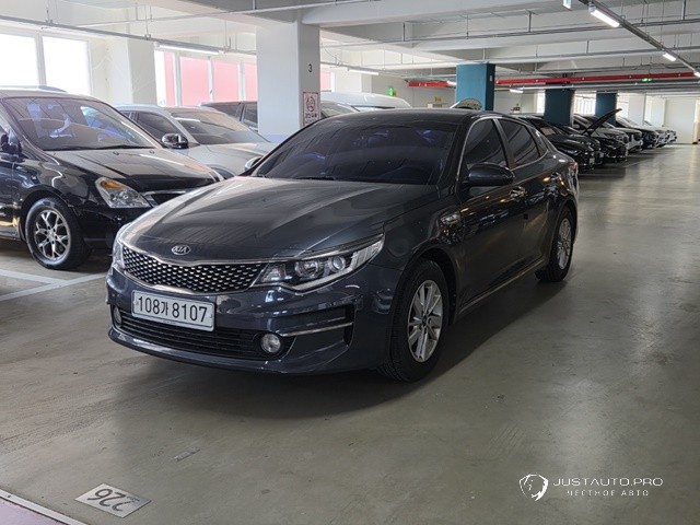 Автомобиль Kia K5