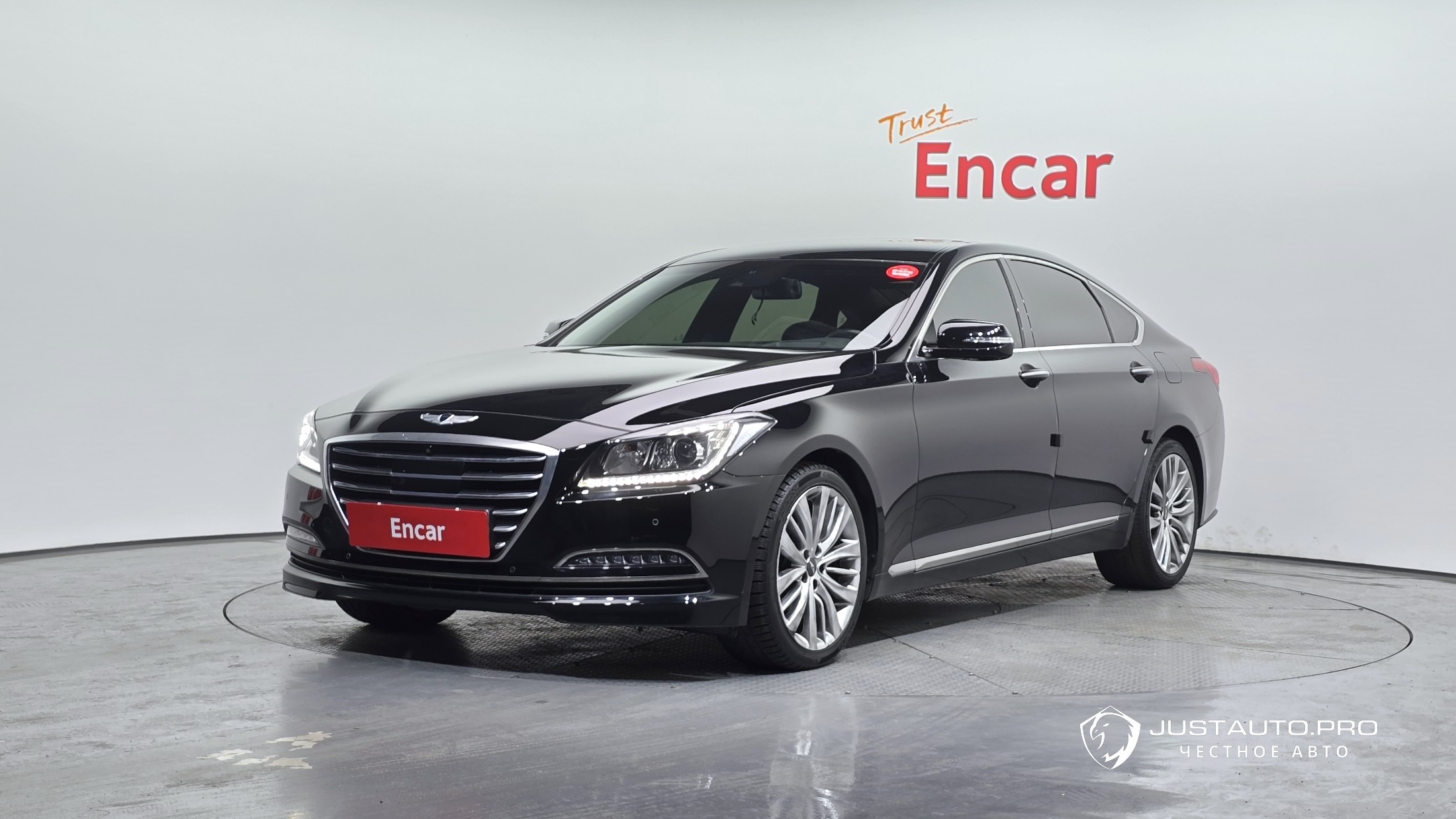 Автомобиль Hyundai Genesis