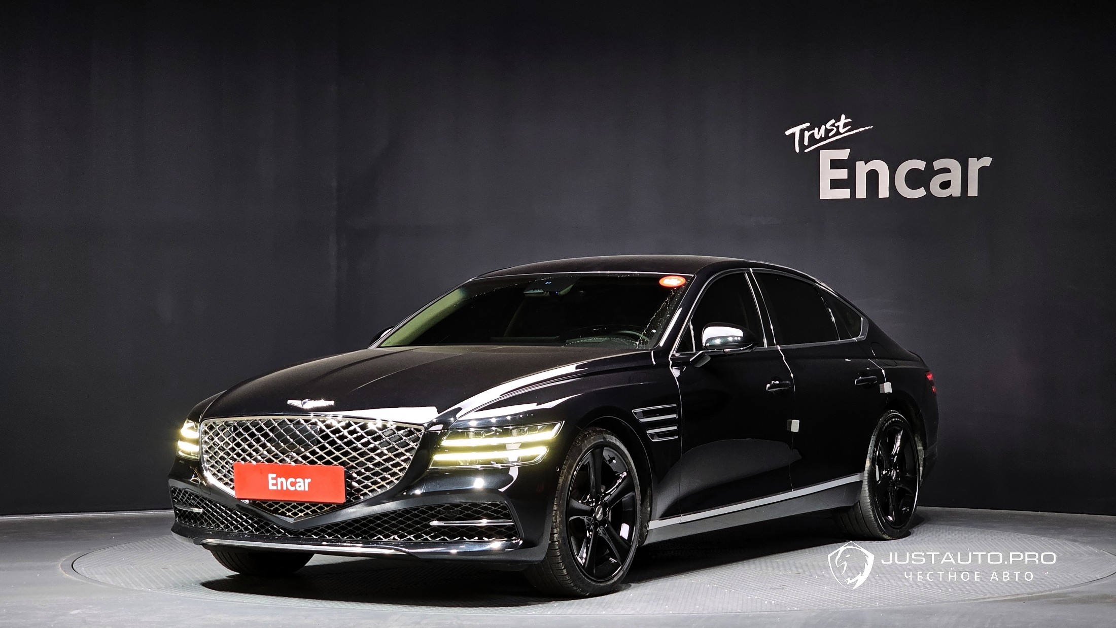 Автомобиль Genesis G80