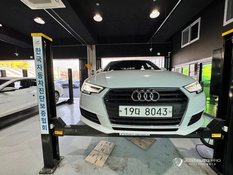 Автомобиль Audi A4