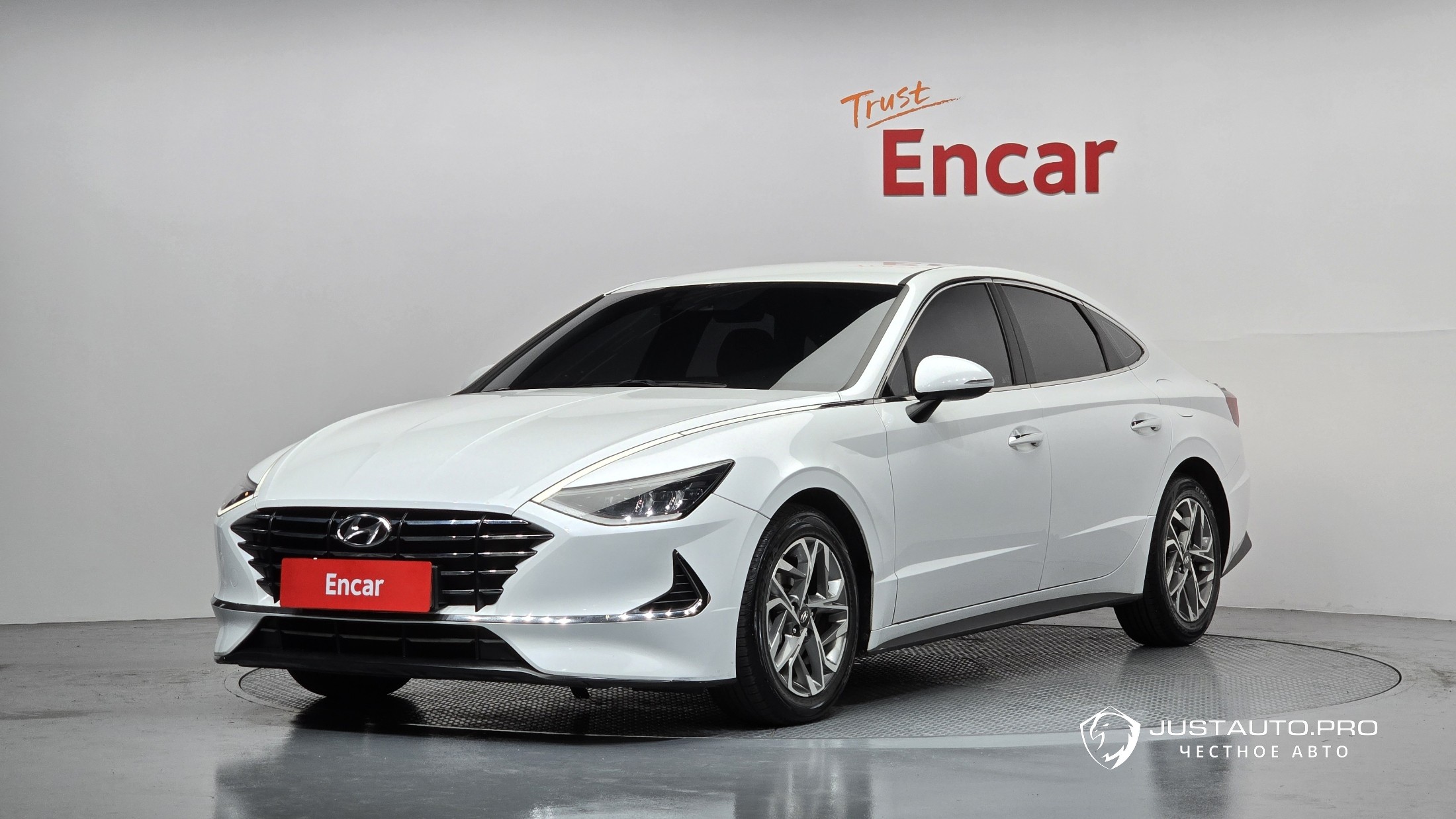 Автомобиль Hyundai Sonata