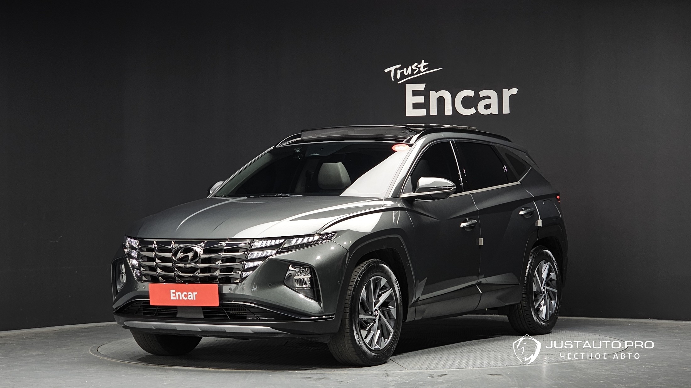 Автомобиль Hyundai Tucson