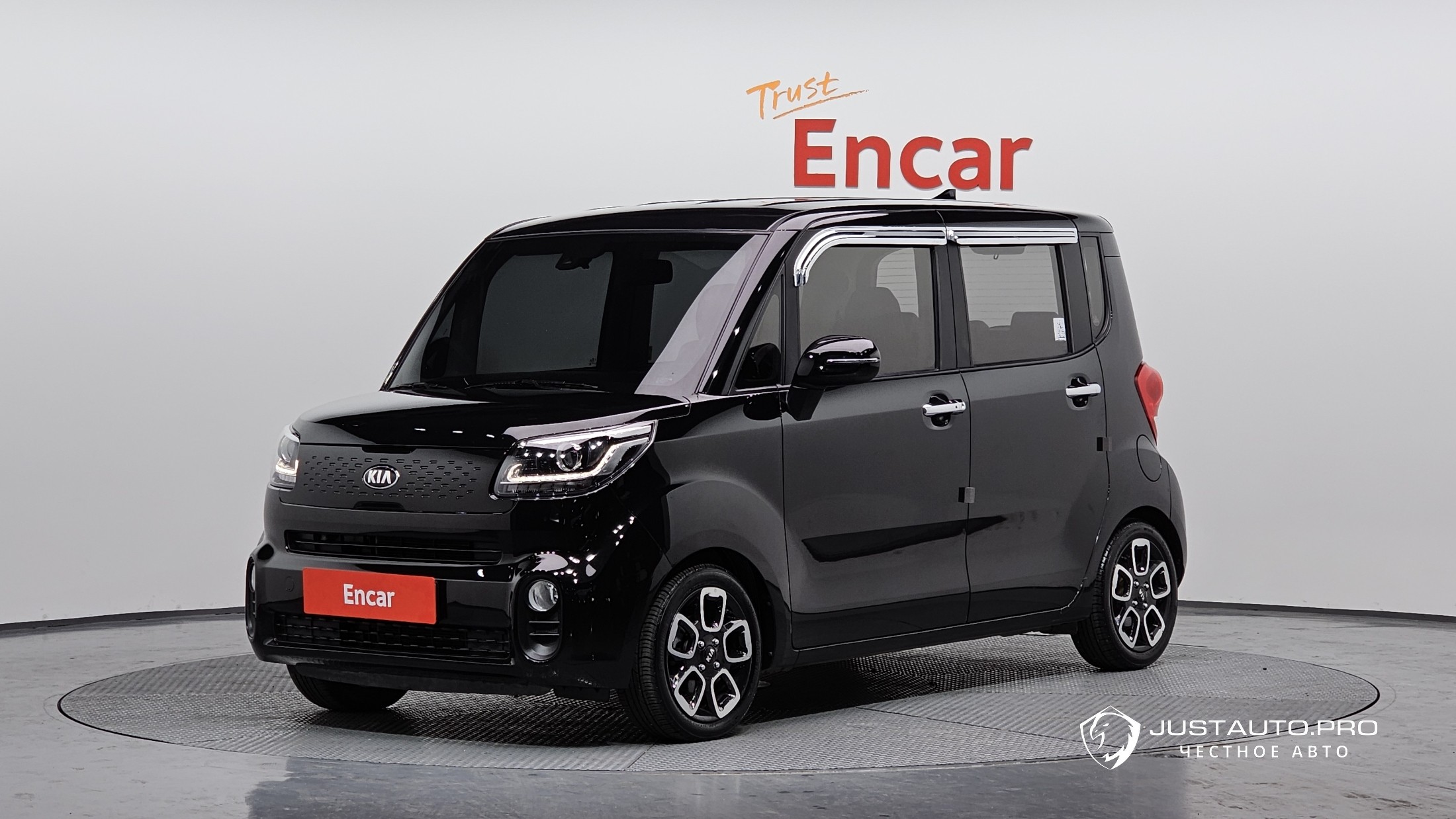 Автомобиль Kia RAY