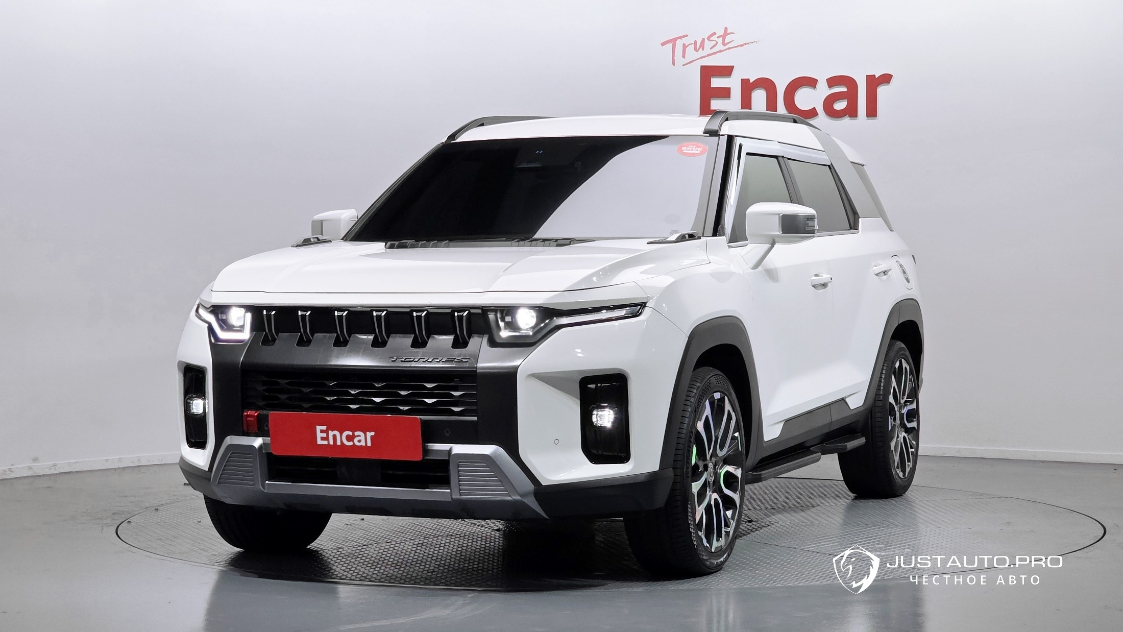 Автомобиль KG_Mobility_Ssangyong Torres