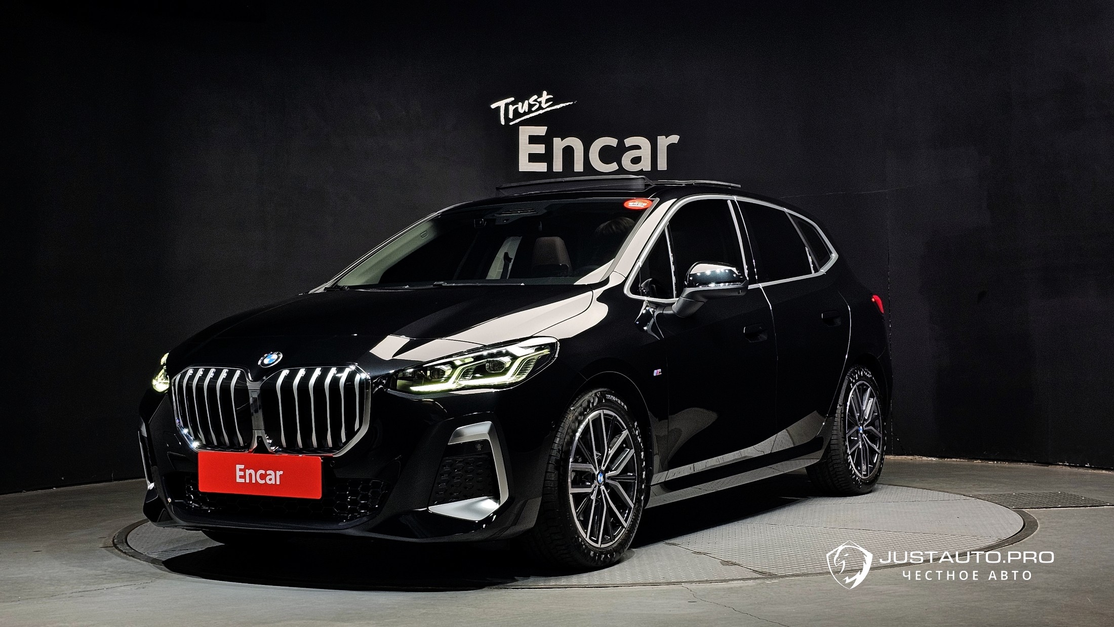 Автомобиль BMW 2-Series