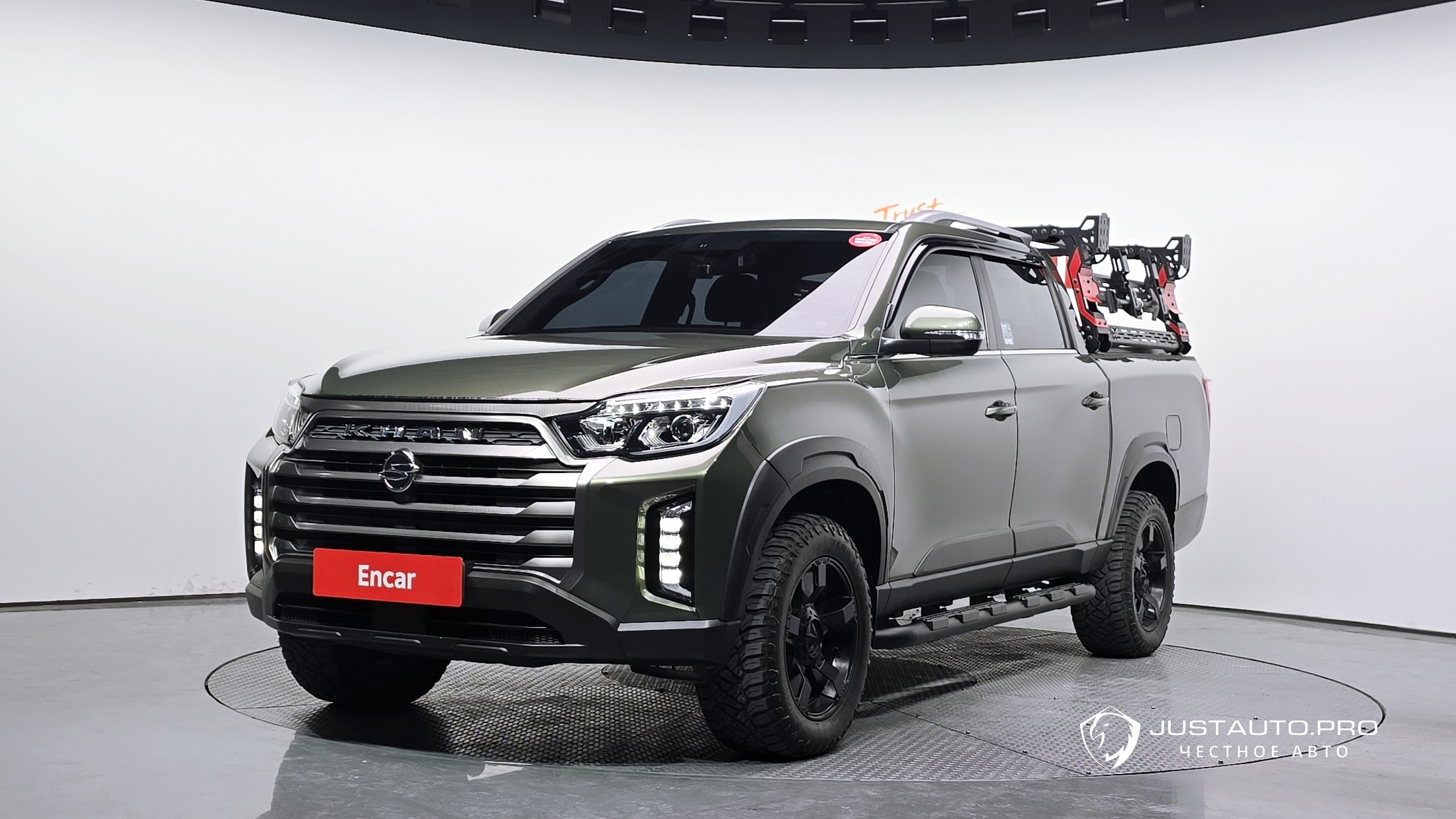 Автомобиль KG_Mobility_Ssangyong Rexton