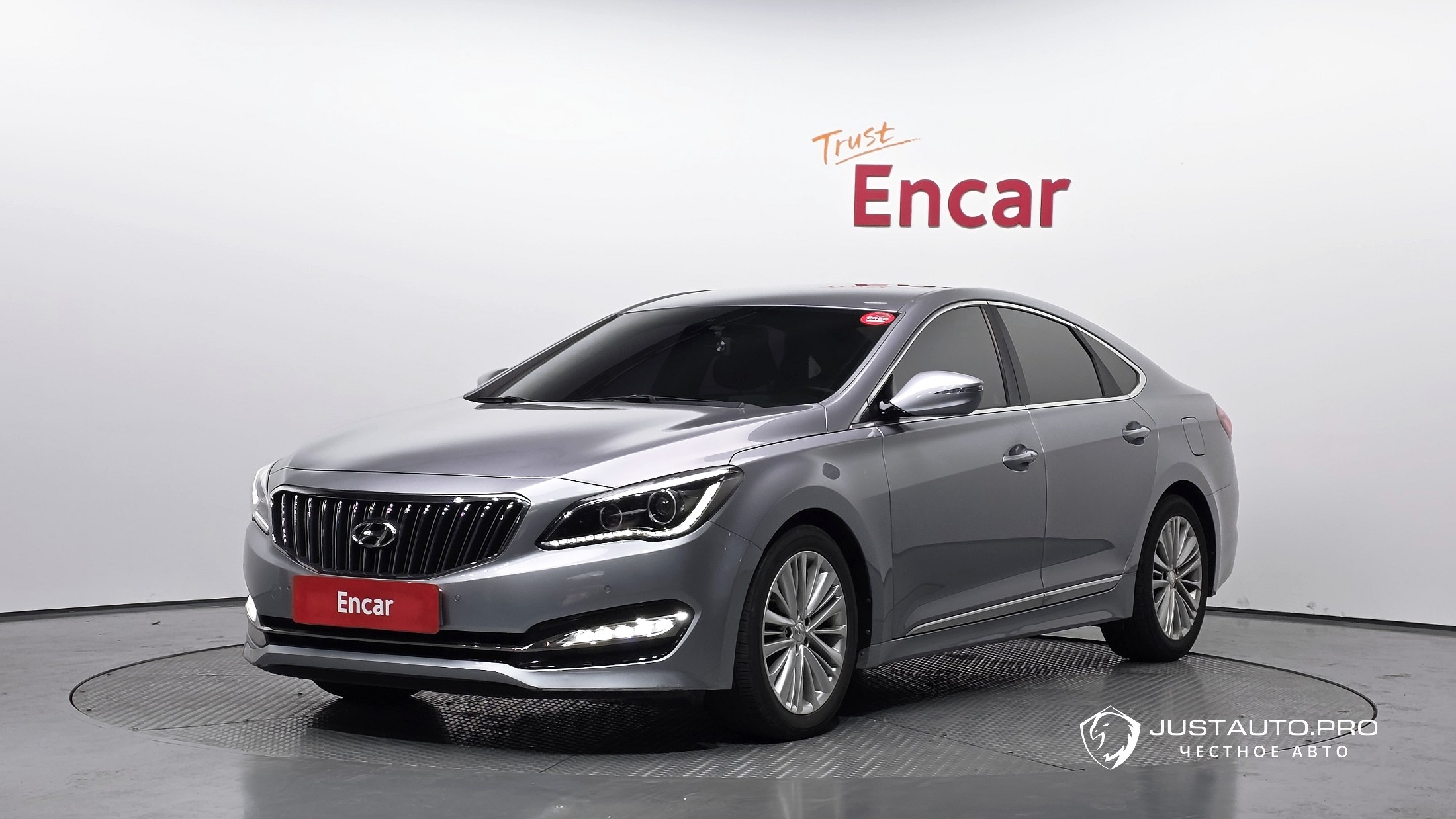 Автомобиль Hyundai Aslan