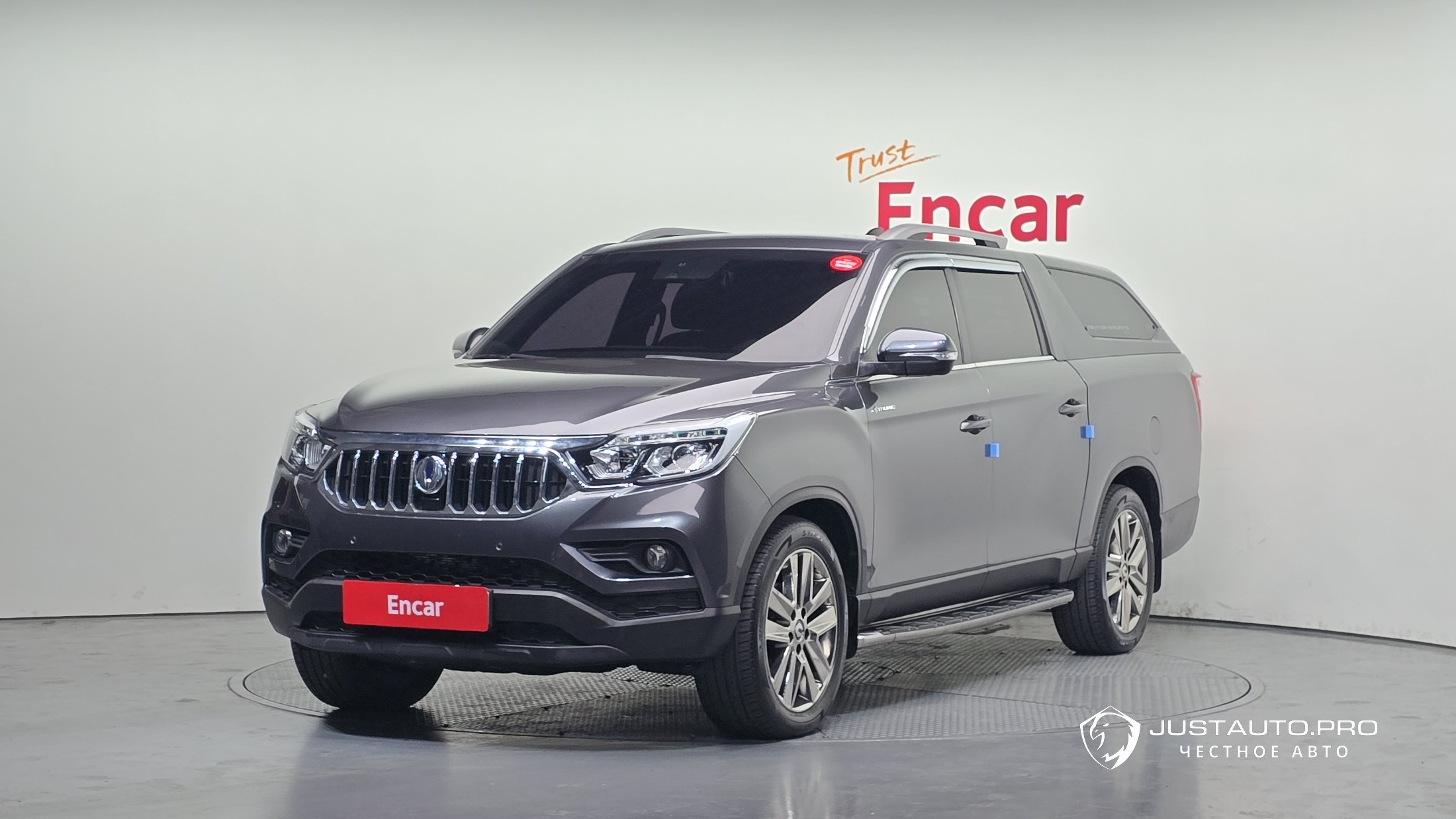 Автомобиль KG_Mobility_Ssangyong Rexton