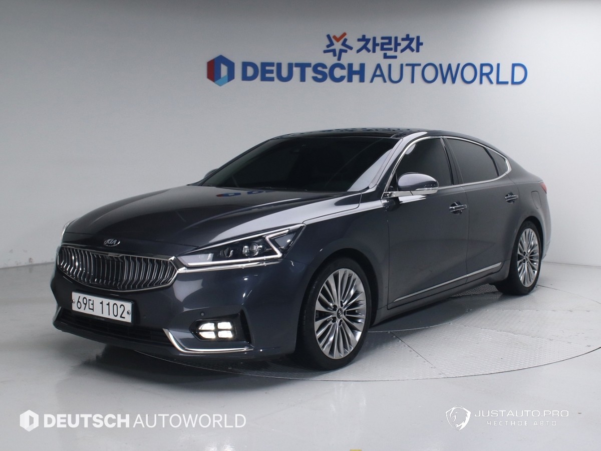 Автомобиль Kia K7