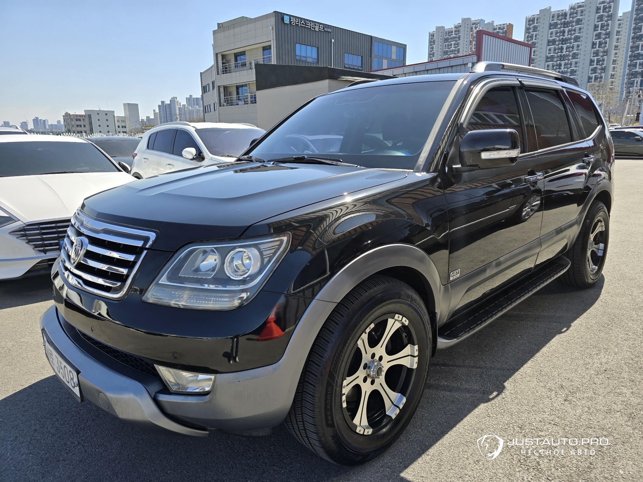 Автомобиль Kia Mohave