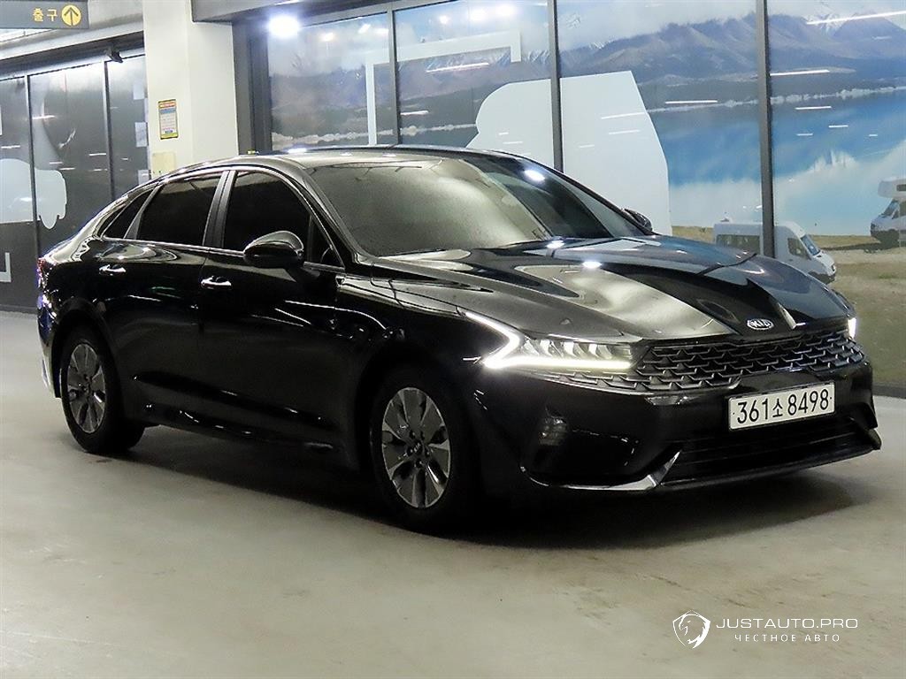 Автомобиль Kia K5