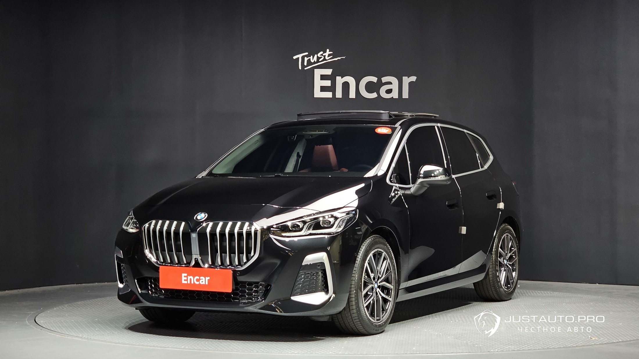 Автомобиль BMW 2-Series