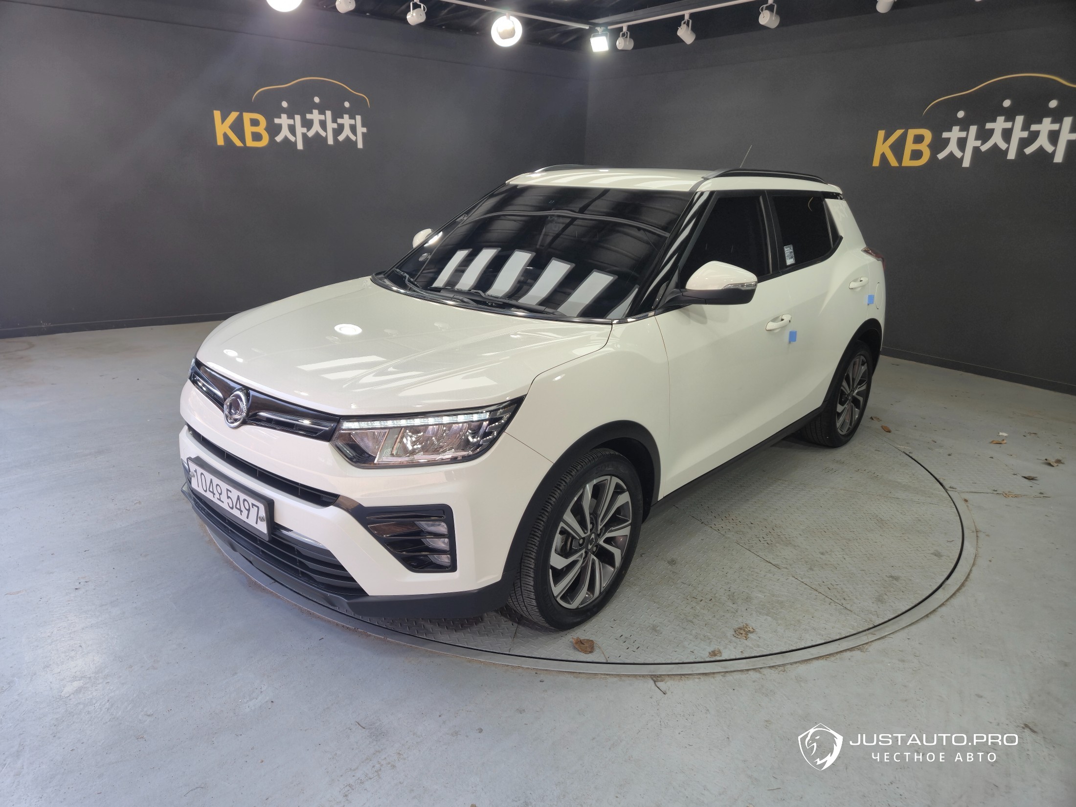 Автомобиль KG_Mobility_Ssangyong TIBOLI