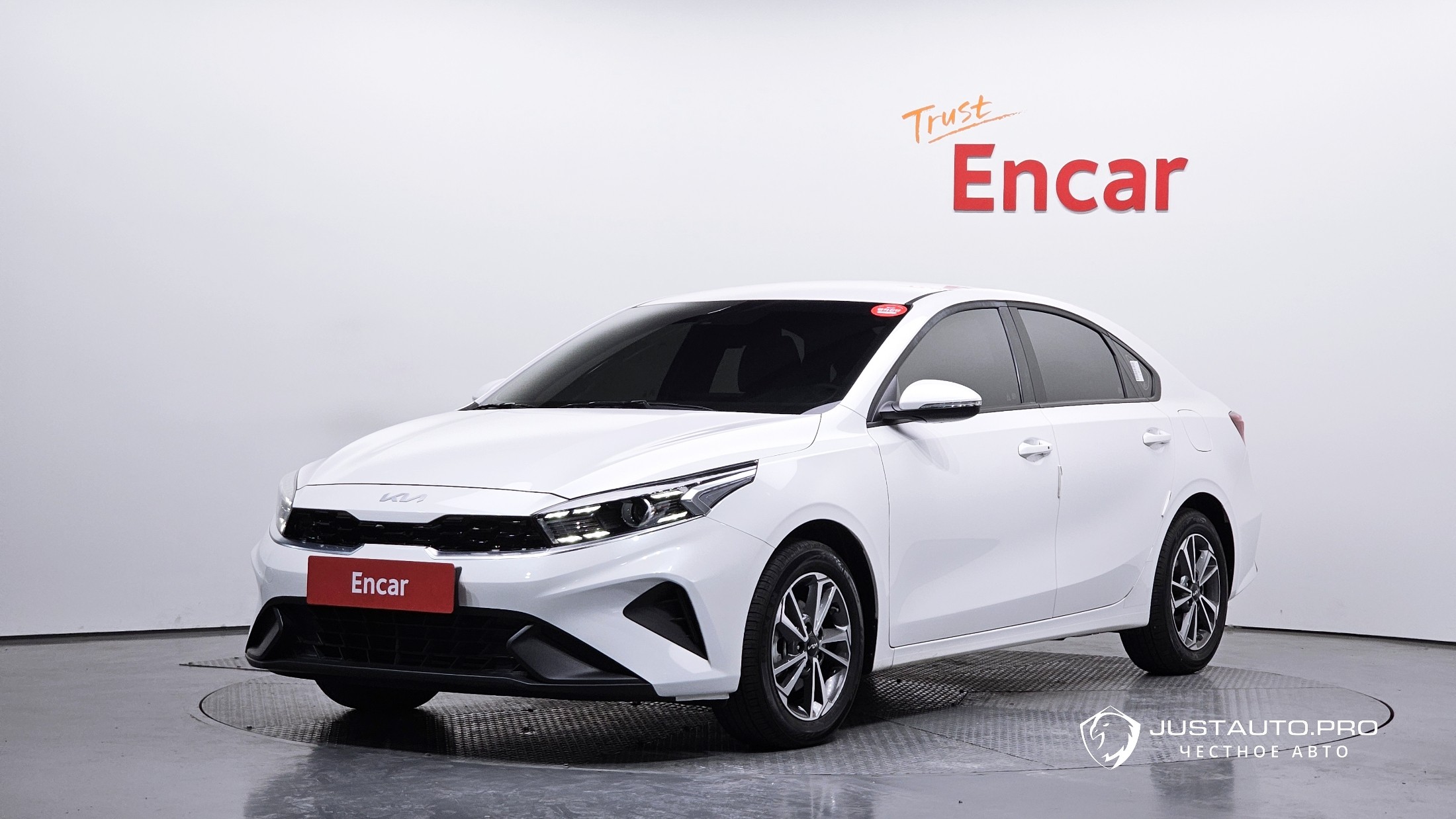 Автомобиль Kia K3