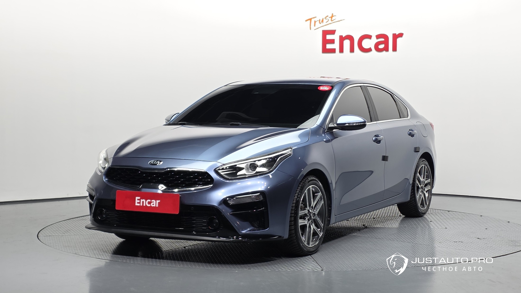 Автомобиль Kia K3