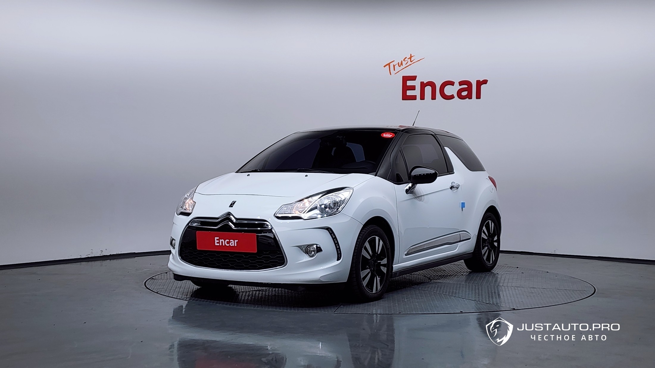 Автомобиль Citroen-DS DS3