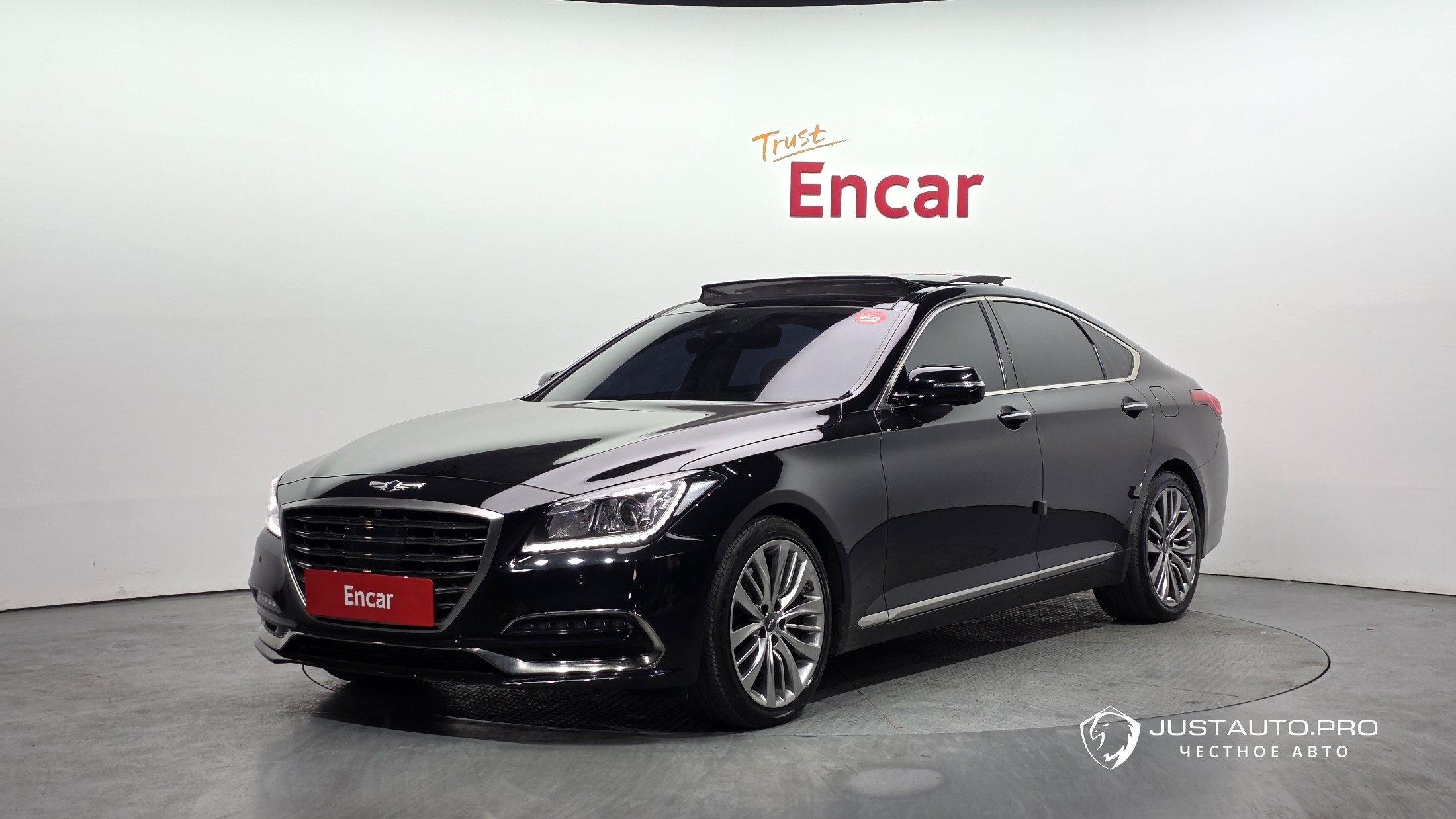 Автомобиль Genesis G80