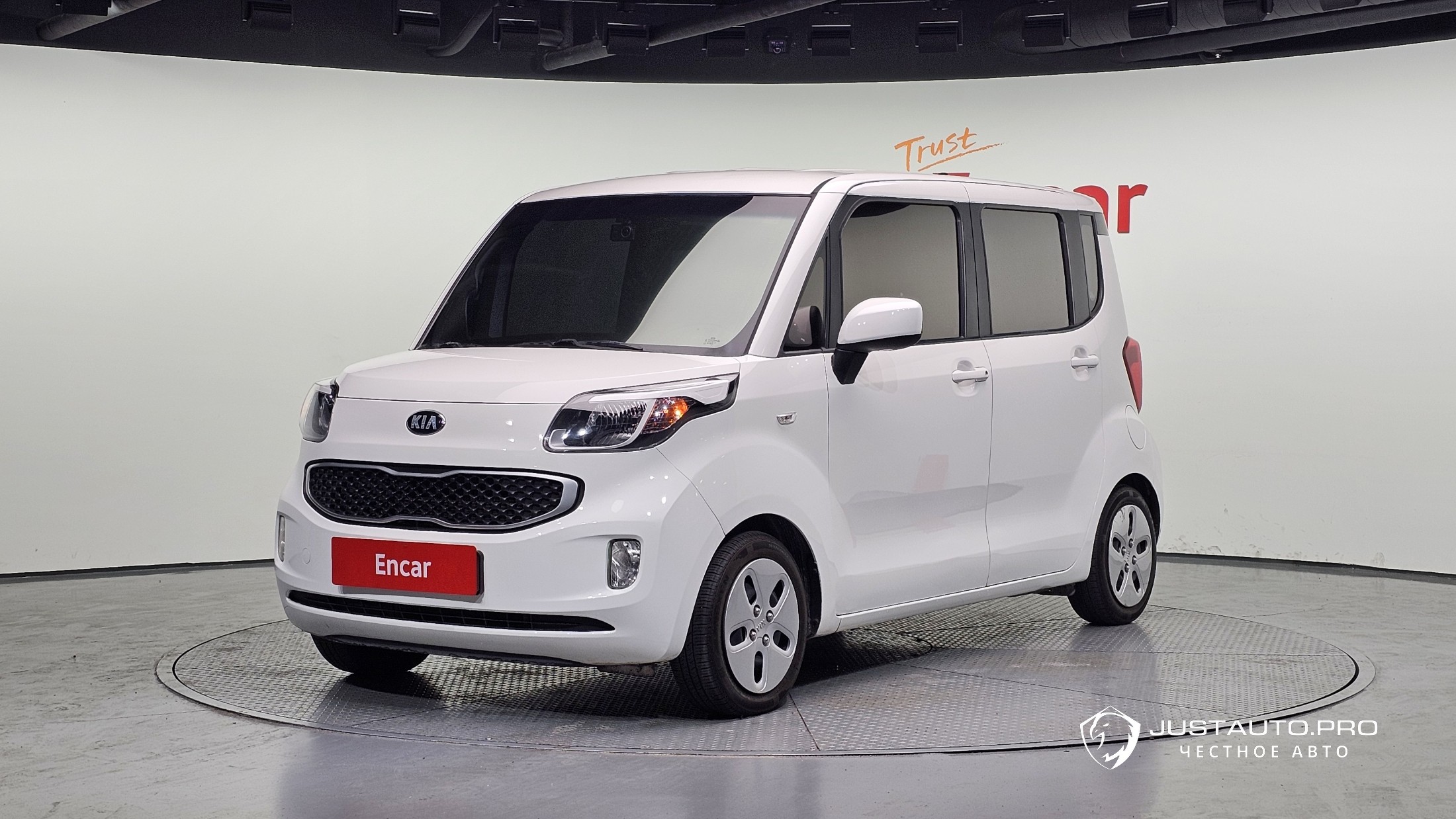 Автомобиль Kia RAY