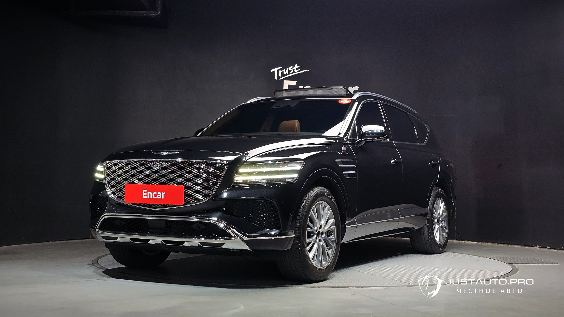 Автомобиль Genesis GV80