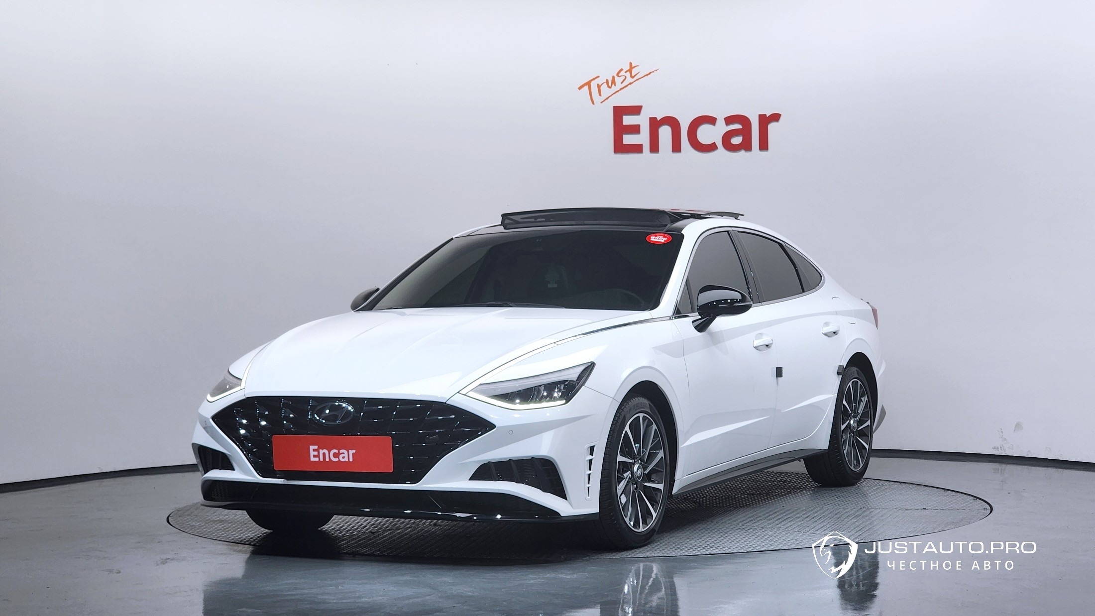 Автомобиль Hyundai Sonata