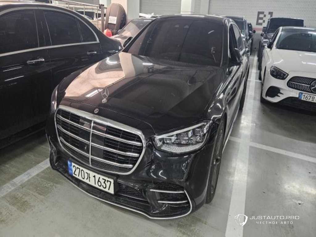 Автомобиль Mercedes-Benz S-Class