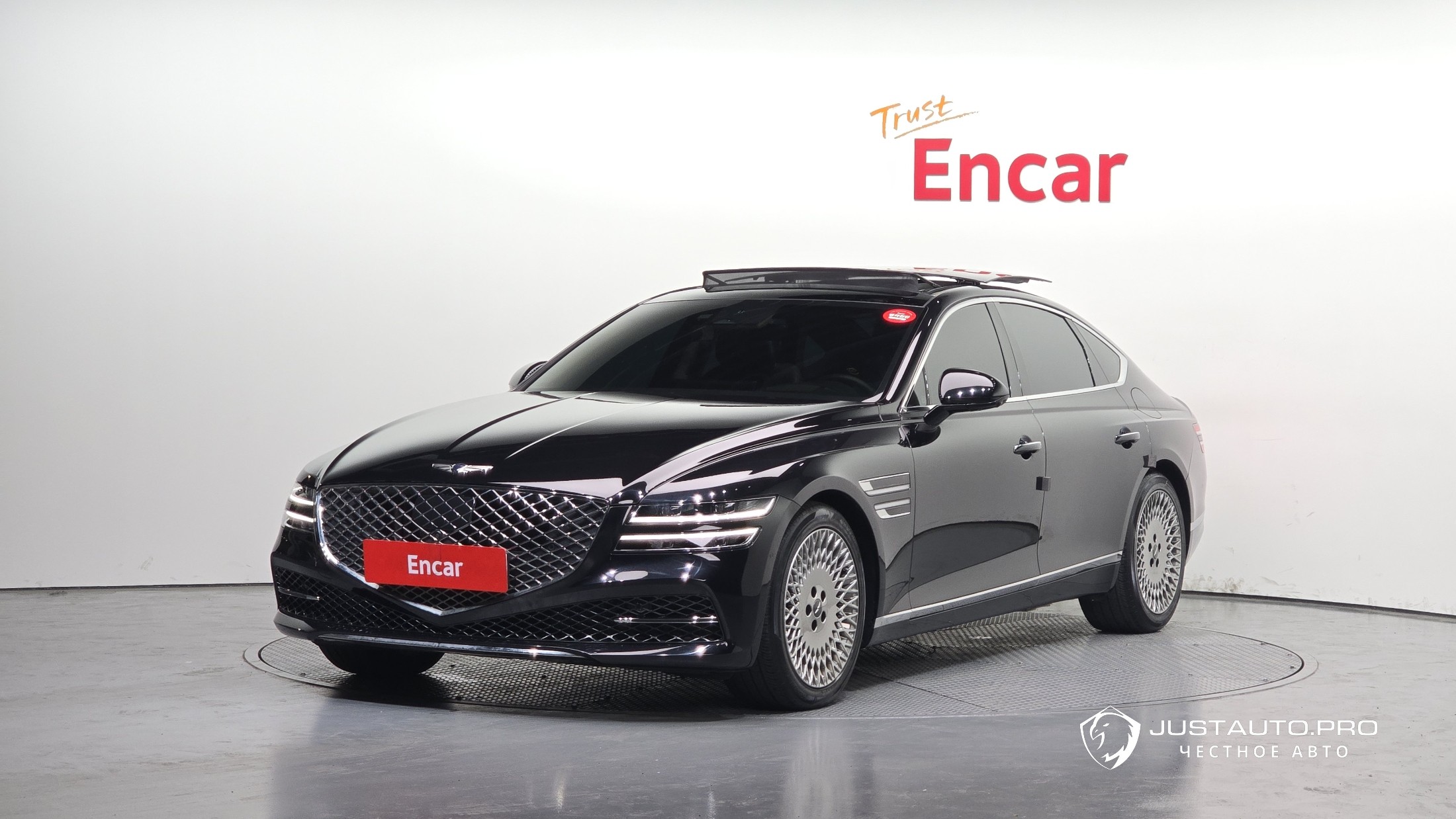 Автомобиль Genesis G80