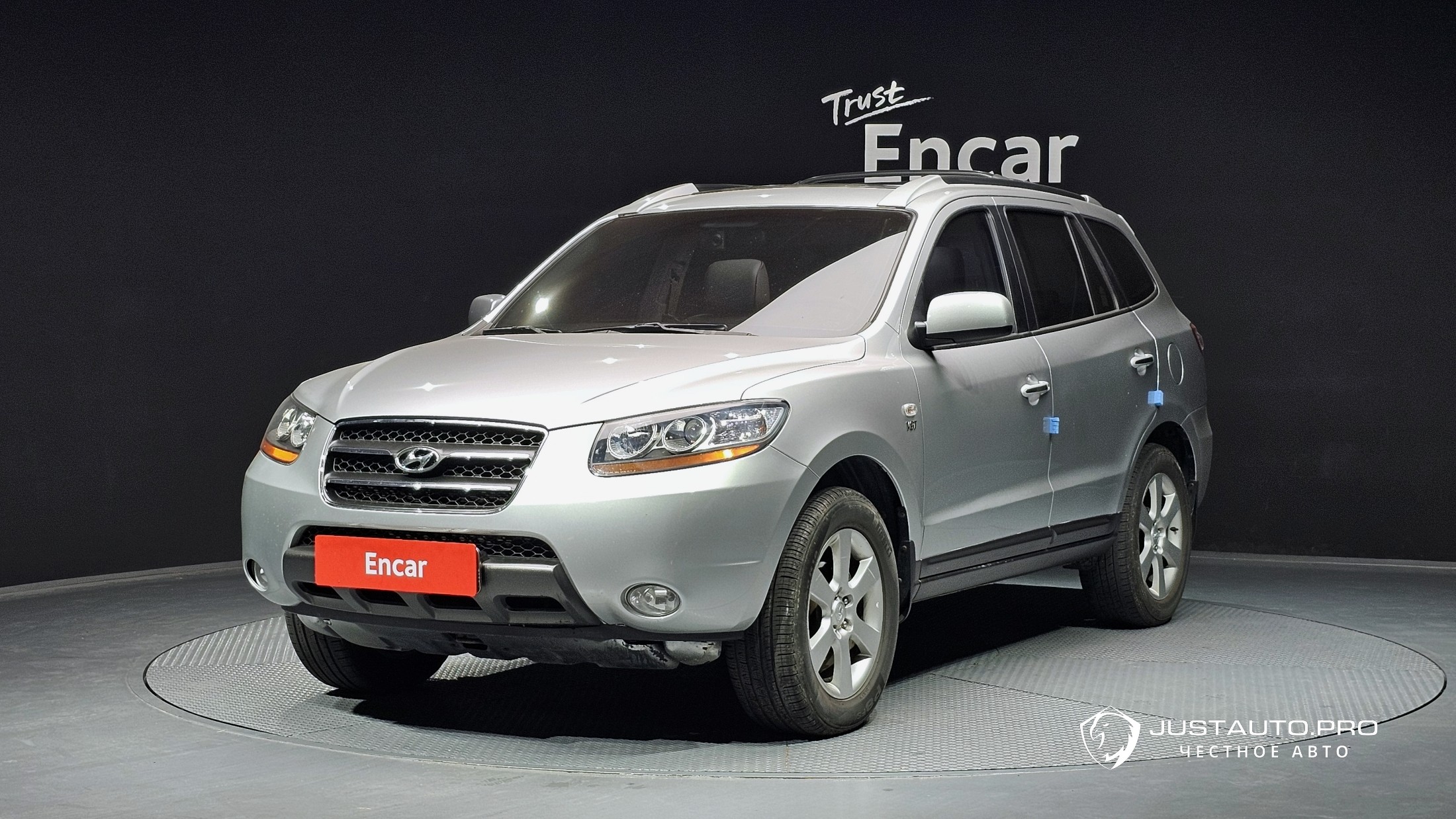 Автомобиль Hyundai Santafe