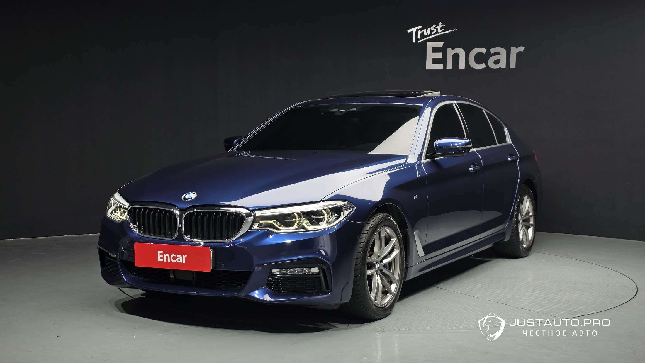 Автомобиль BMW 5-Series