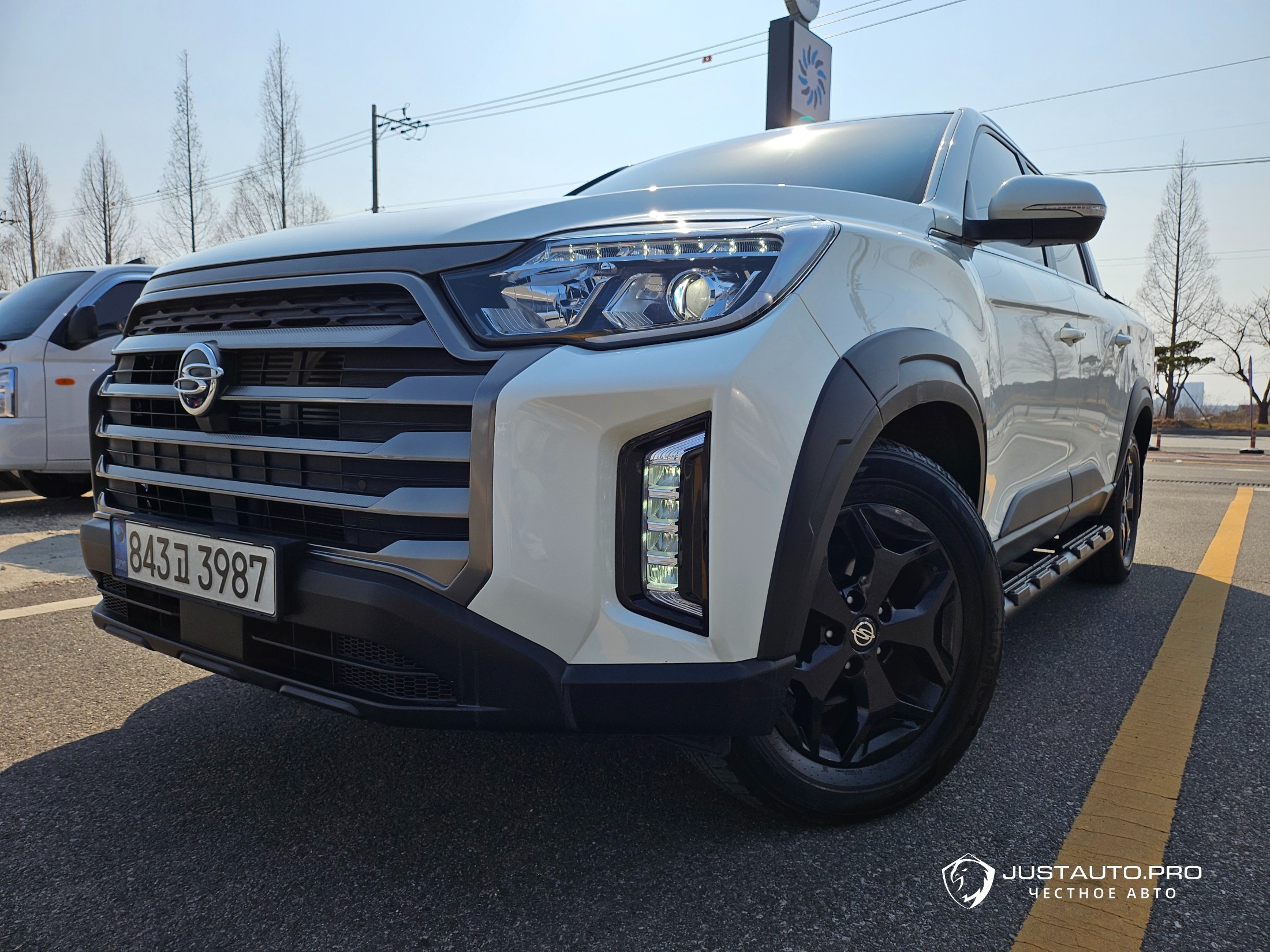 Автомобиль KG_Mobility_Ssangyong Rexton