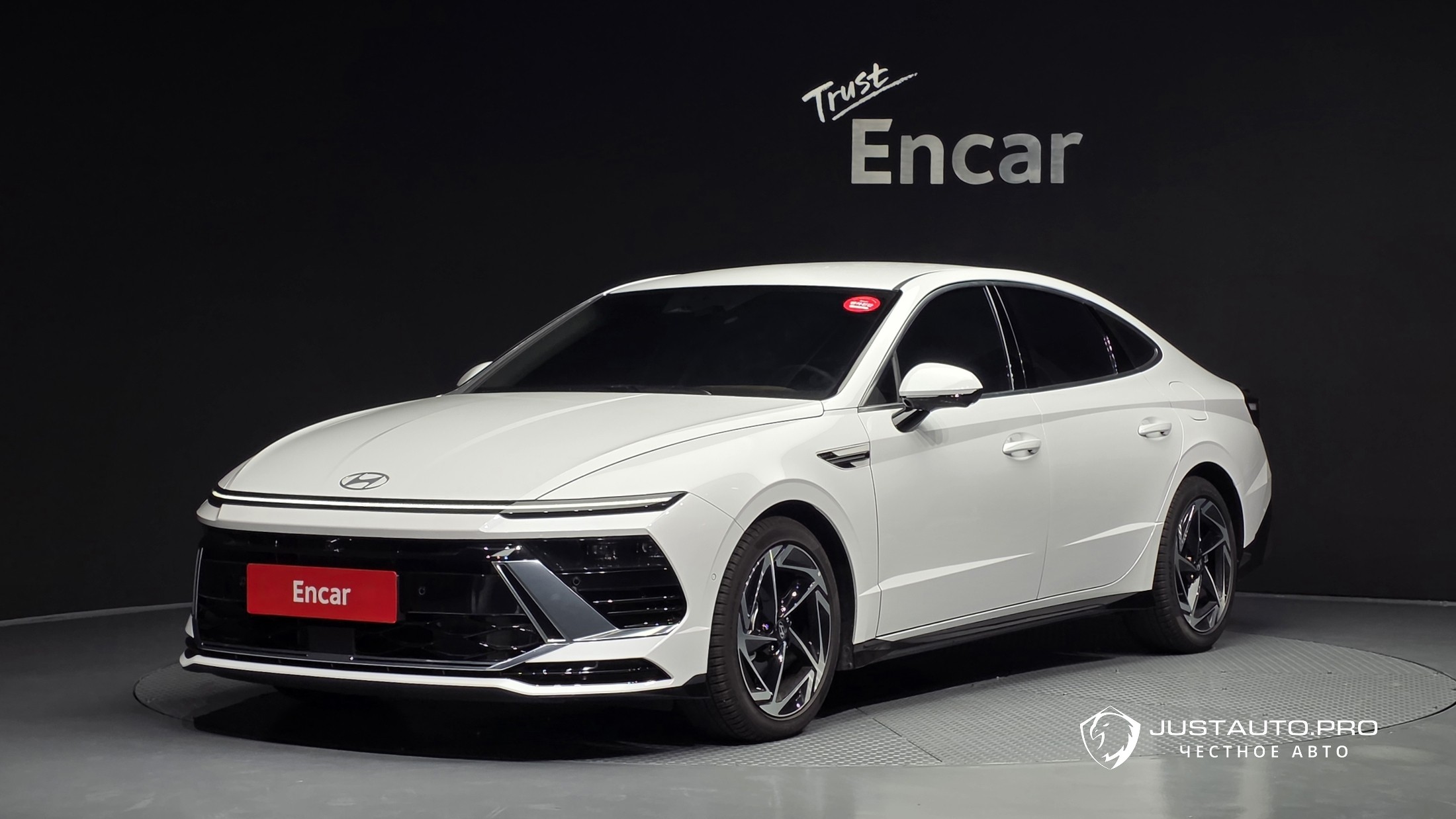 Автомобиль Hyundai Sonata