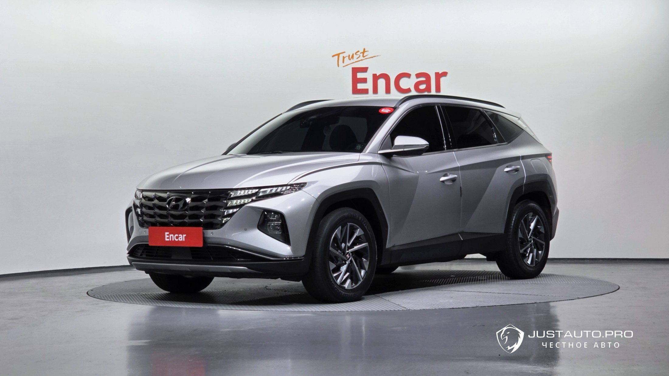 Автомобиль Hyundai Tucson