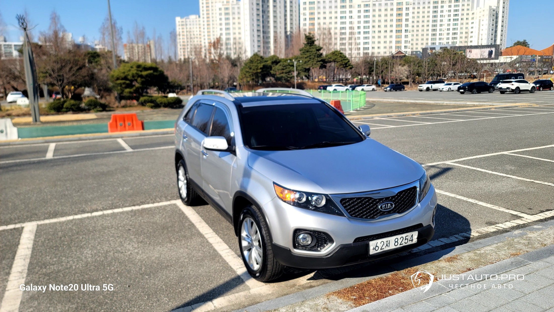 Автомобиль Kia Sorento