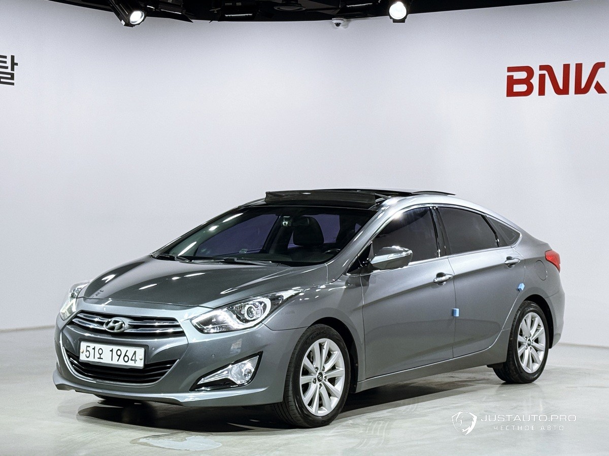 Автомобиль Hyundai i40