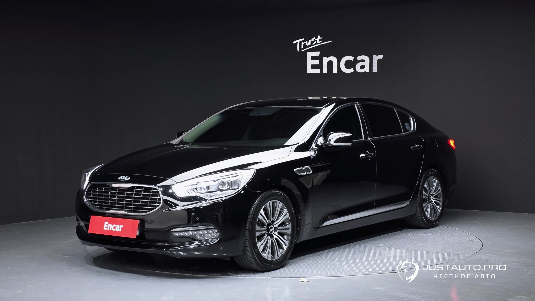 Автомобиль Kia K9