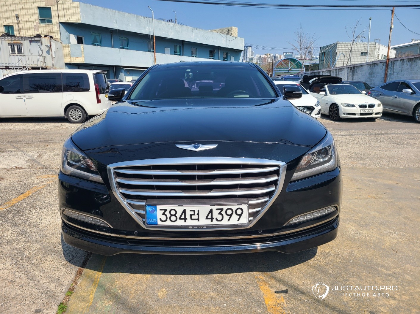 Автомобиль Hyundai Genesis