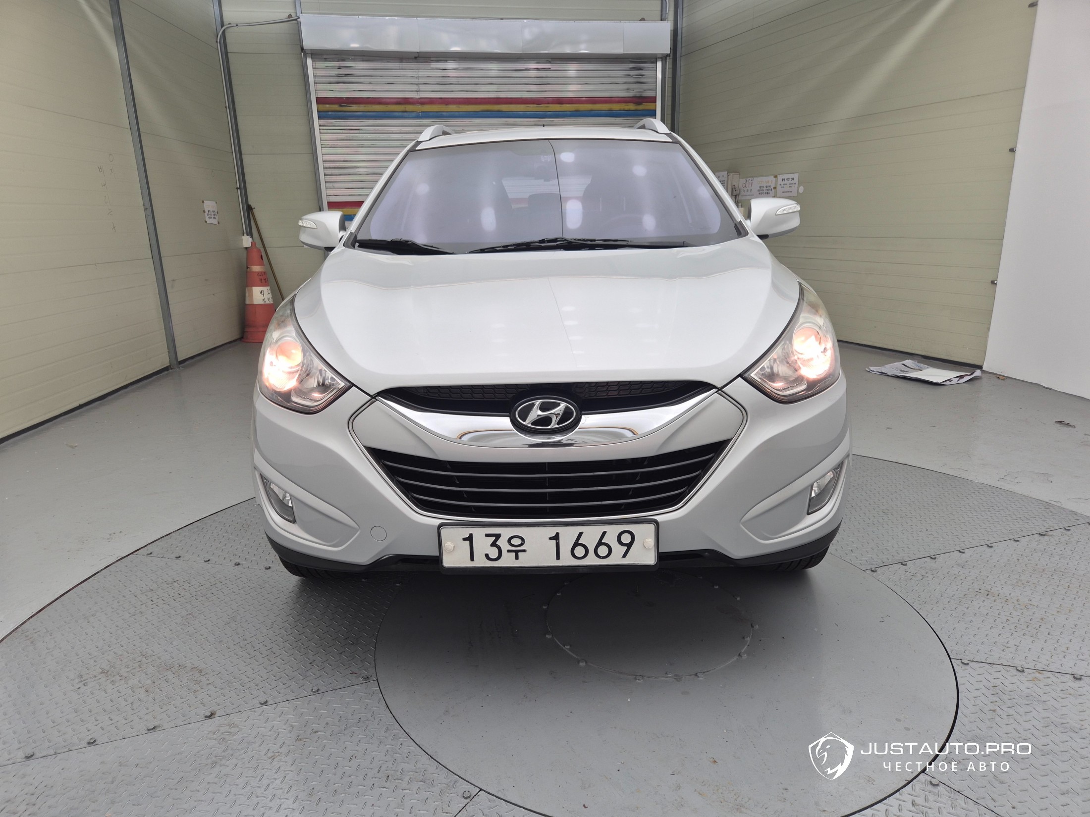 Автомобиль Hyundai Tucson