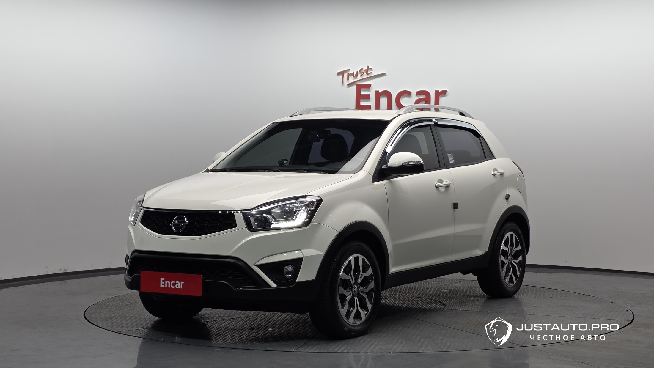 Автомобиль KG_Mobility_Ssangyong KORANDO