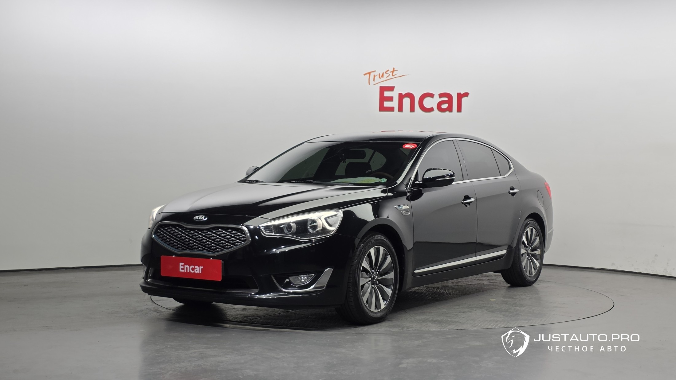 Автомобиль Kia K7