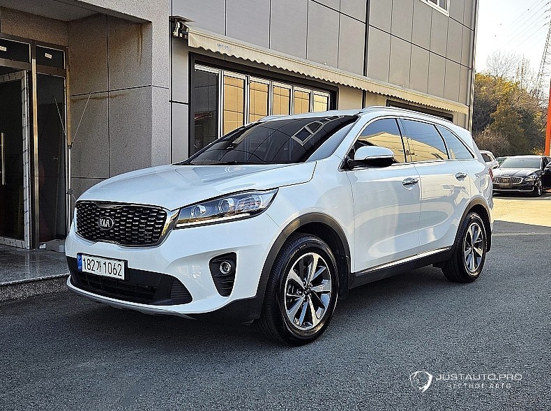 Автомобиль Kia Sorento