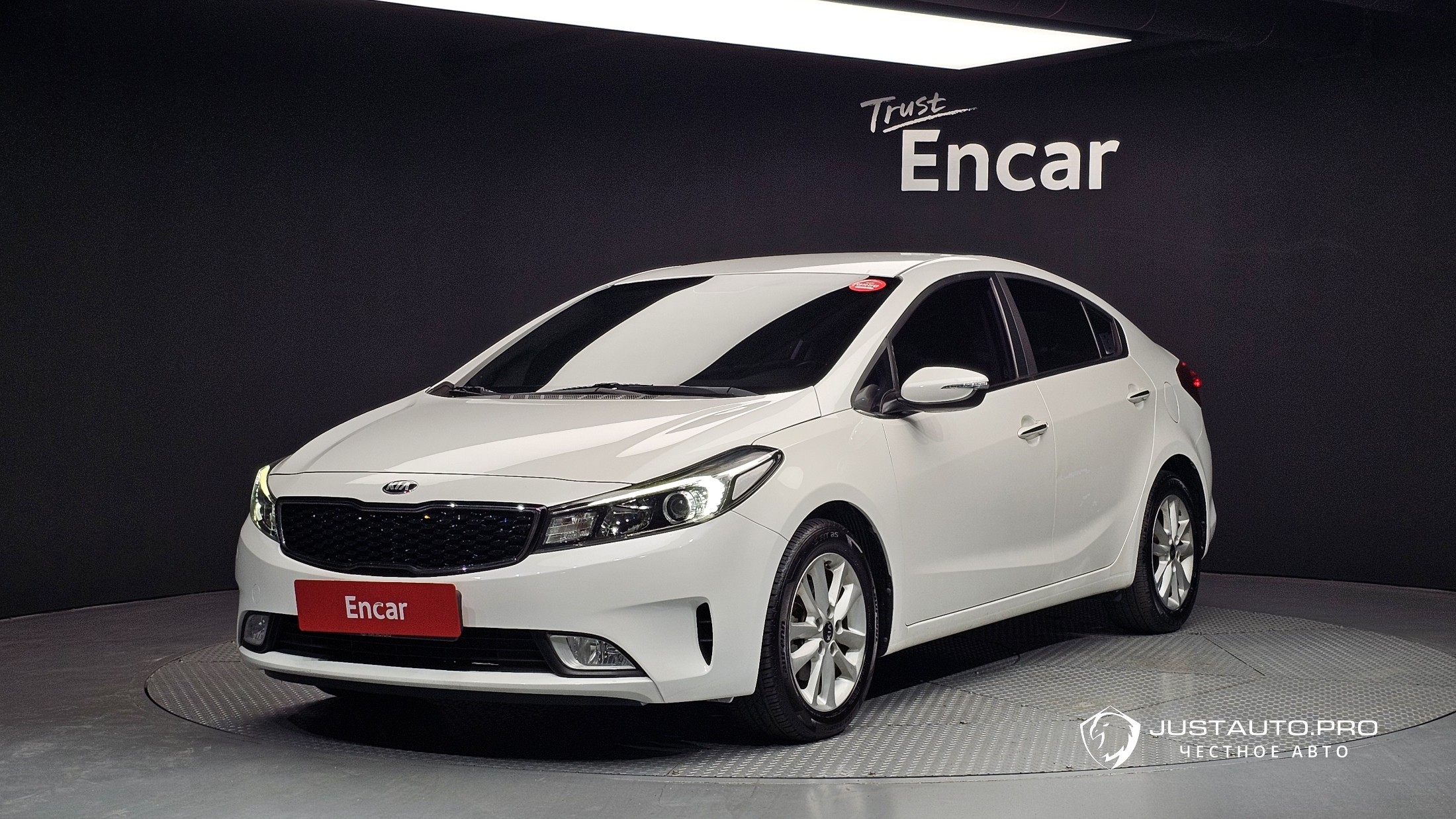 Автомобиль Kia K3