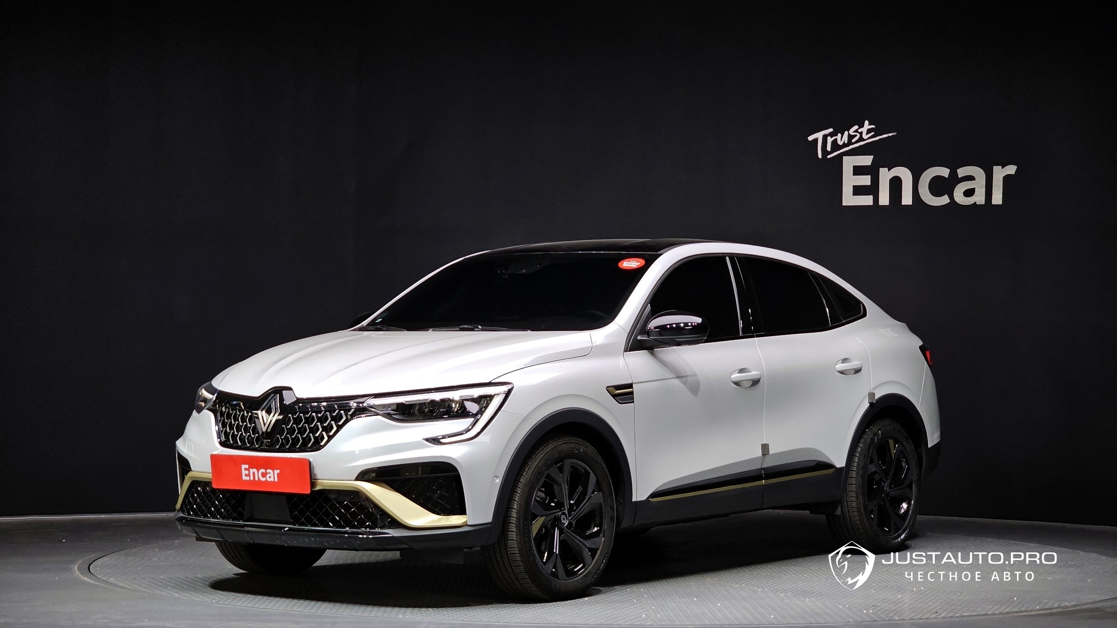 Автомобиль Renault-KoreaSamsung Arkana