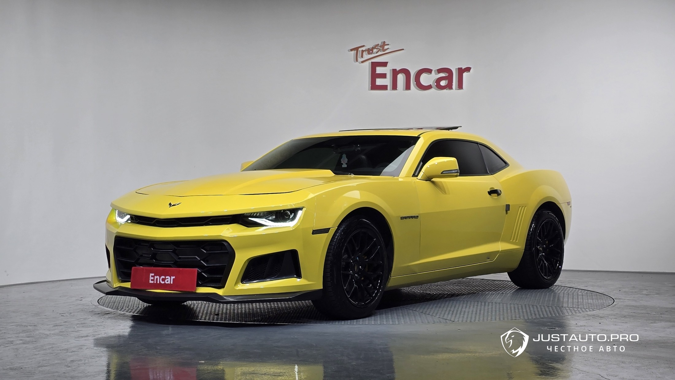 Автомобиль Chevrolet Camaro
