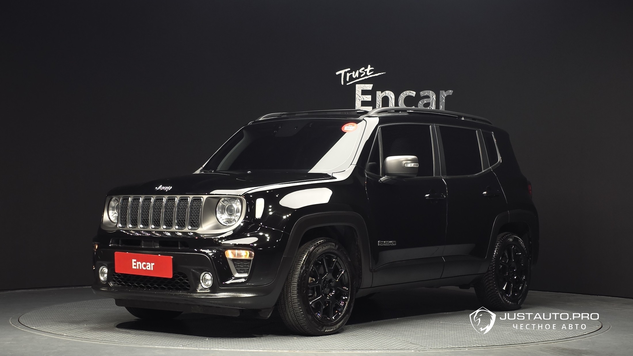 Автомобиль Jeep Renegade