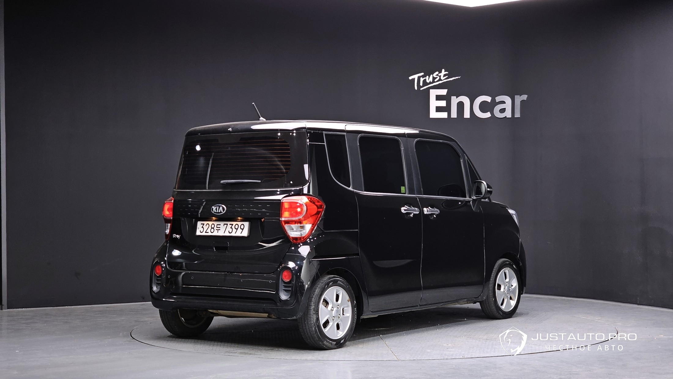 Автомобиль Kia RAY