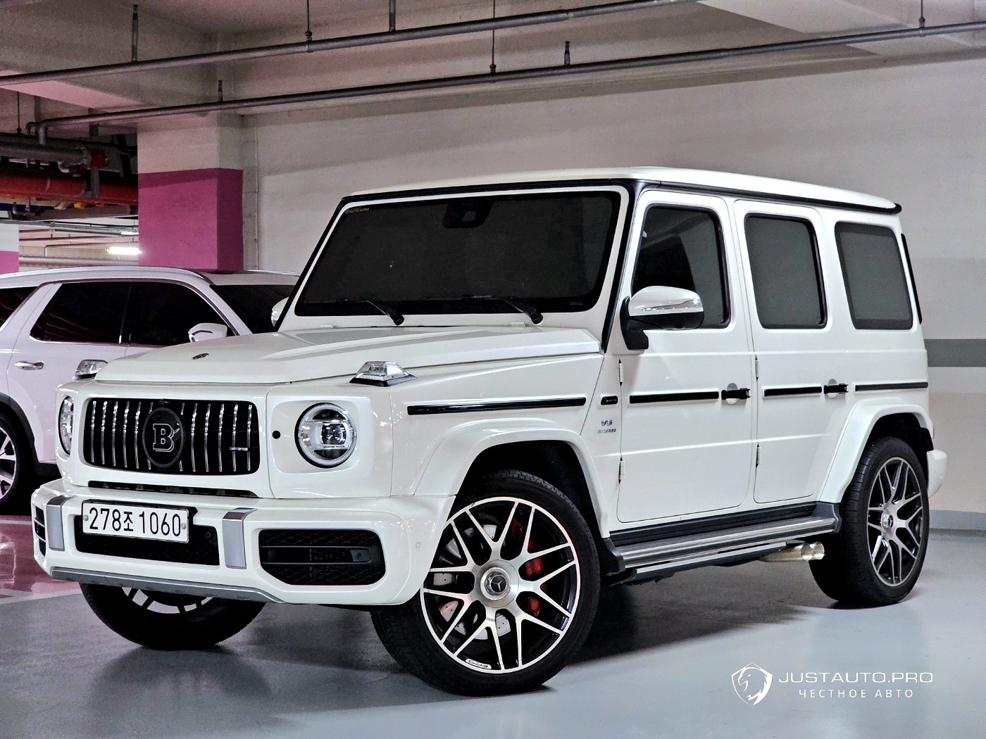 Автомобиль Mercedes-Benz G-Class