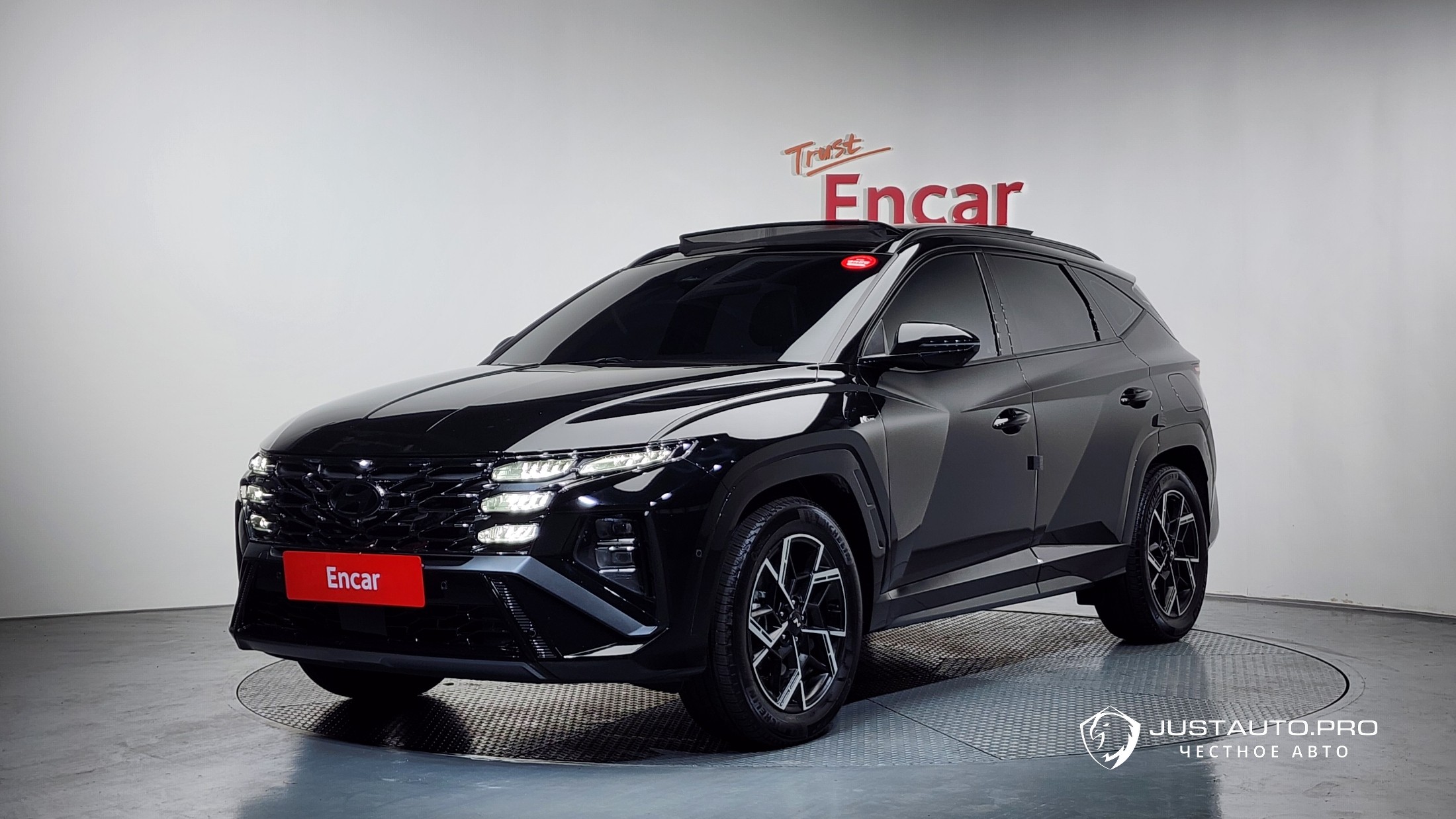 Автомобиль Hyundai Tucson