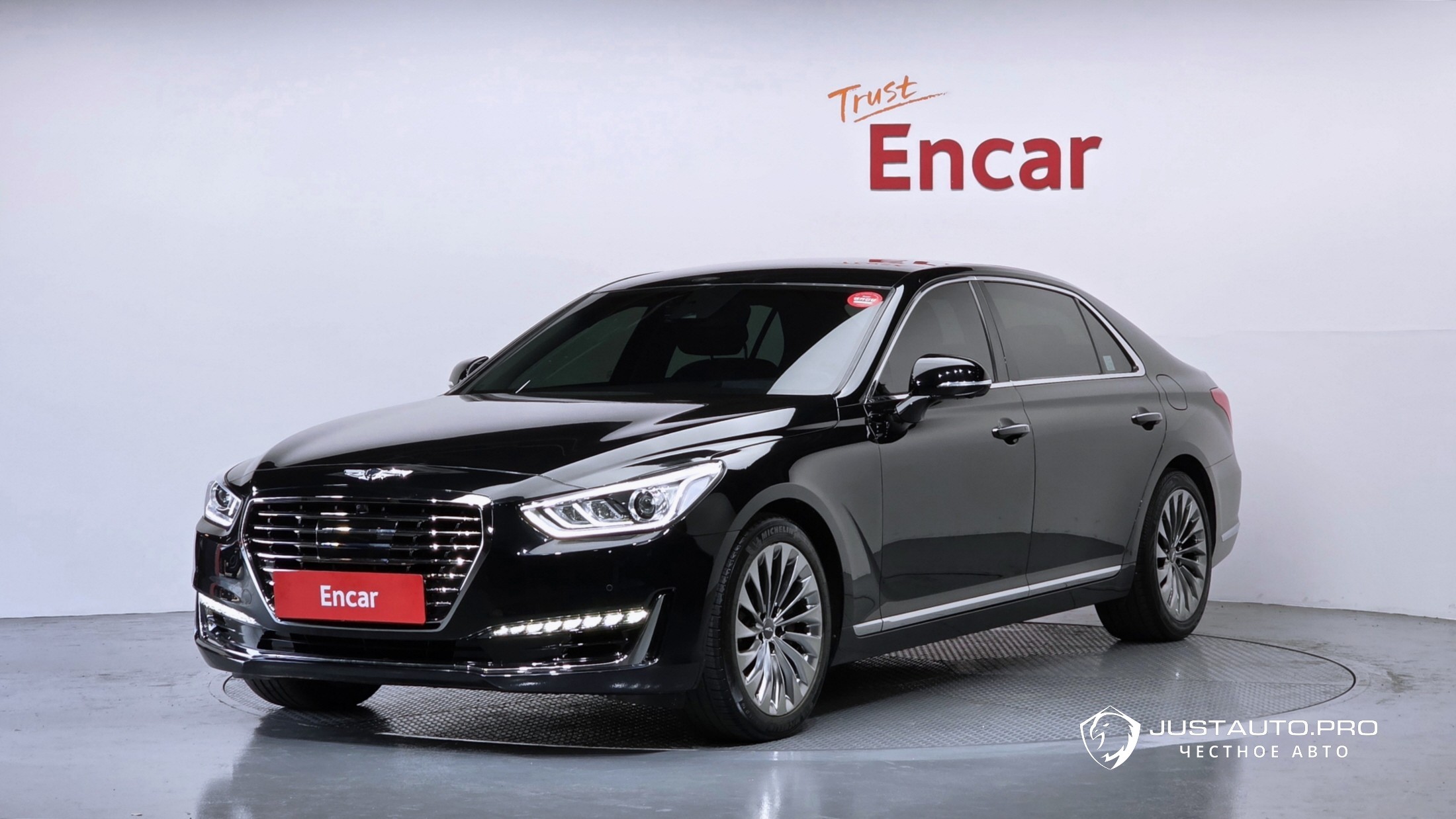 Автомобиль Genesis EQ900